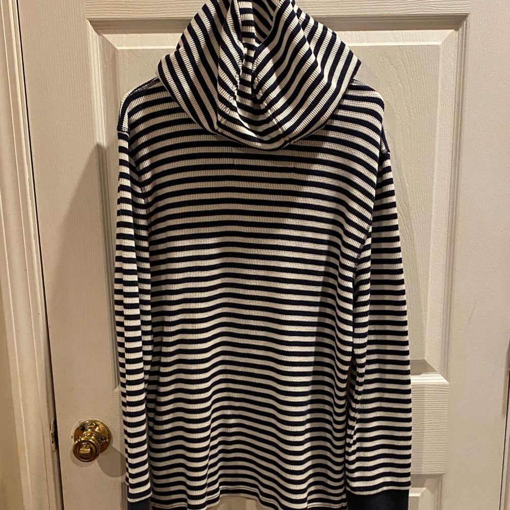 Nautica Navy and White Striped Hoodie with Red Accents
712 - Picture 7 of 8